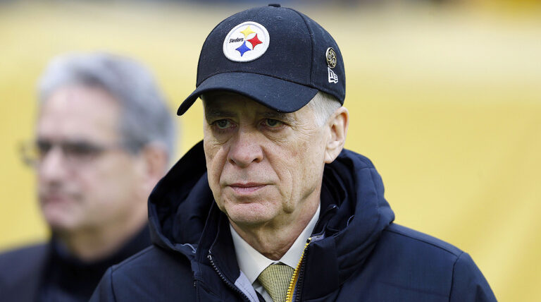 Kamala Harris Applauds Pittsburgh Steelers Owner Arthur Joseph Rooney II for Major Funding Contribution to Presidential Campaign