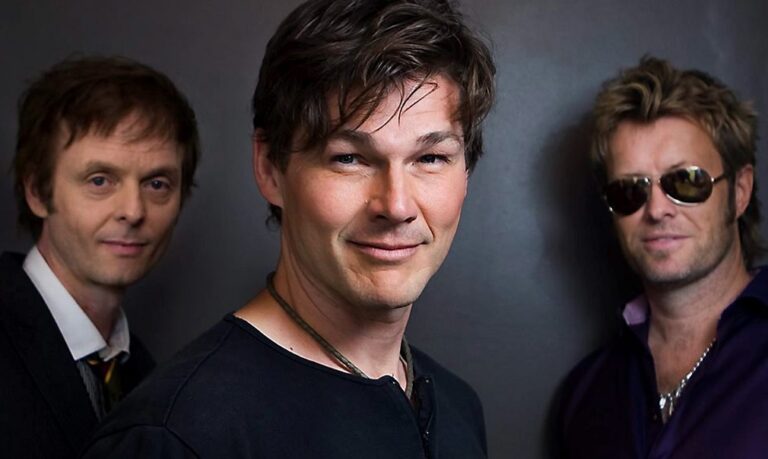 A-HA-booking-agent