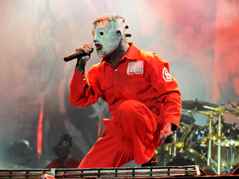 Corey-Taylor-Slipknot@2000x1500