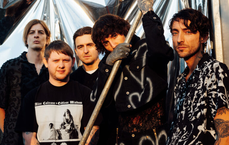 NME-HERO-BMTH-1@2560x1625 (1)